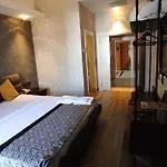 Hotel Elite Luxury &