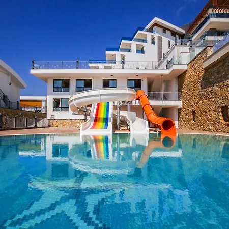 Elite Luxury & 5* אלאניה