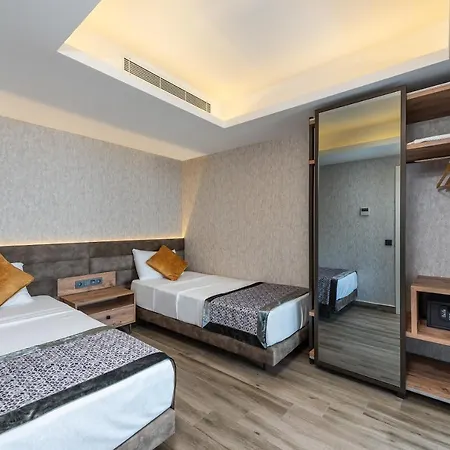 Elite Luxury & אלאניה