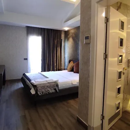 Elite Luxury & Отель 5*