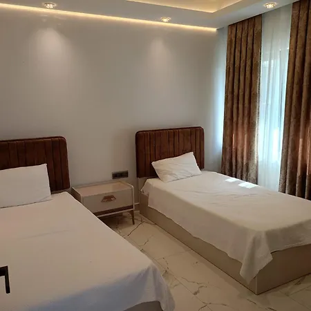 Elite Luxury & Отель 5*