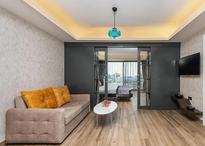 Elite Luxury & فندق 5*