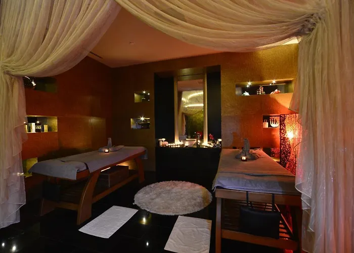 מלון Elite Luxury & אלאניה