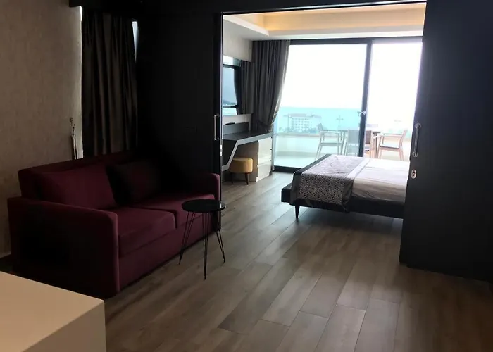 Elite Luxury & מלון 5*