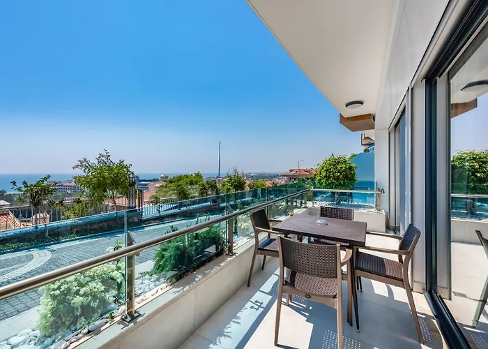 Elite Luxury & Hotel 5*
