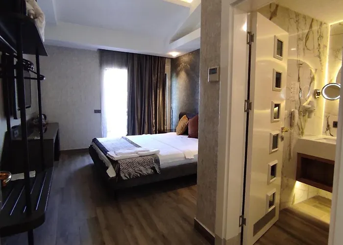 Elite Luxury & Hotel 5*