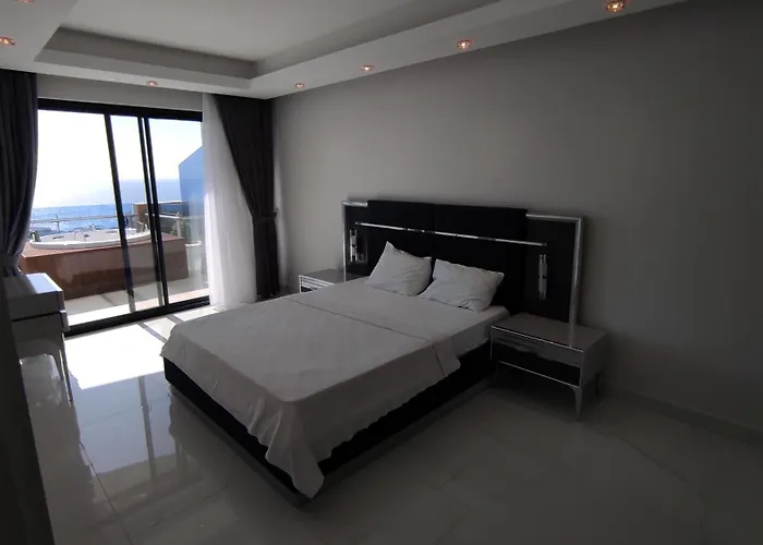 Elite Luxury &